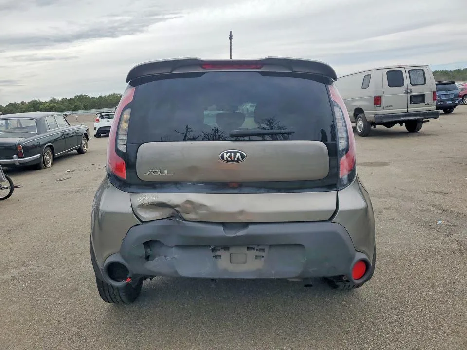 KNDJN2A20G7284961 — 2016 KIA SOUL photo 6