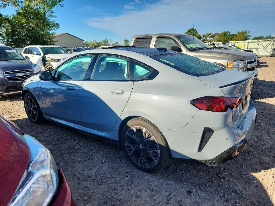 WBA33GG00S7T23944 — 2025 BMW M235XI photo 2