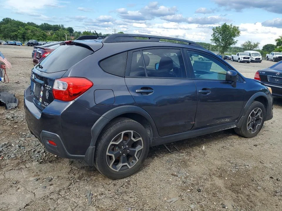 JF2GPAVCXD2897455 — 2013 SUBARU XV CROSSTREK photo 3