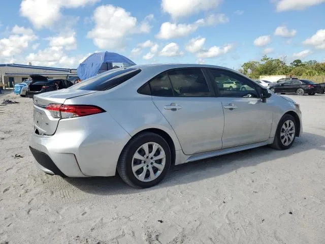 JTDEPMAE9NJ222167 — 2022 TOYOTA COROLLA photo 3