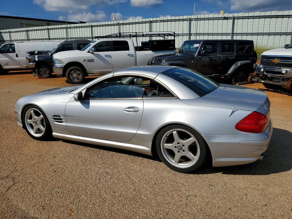 WDBSK75F43F057049 — 2003 MERCEDES-BENZ SL photo 2