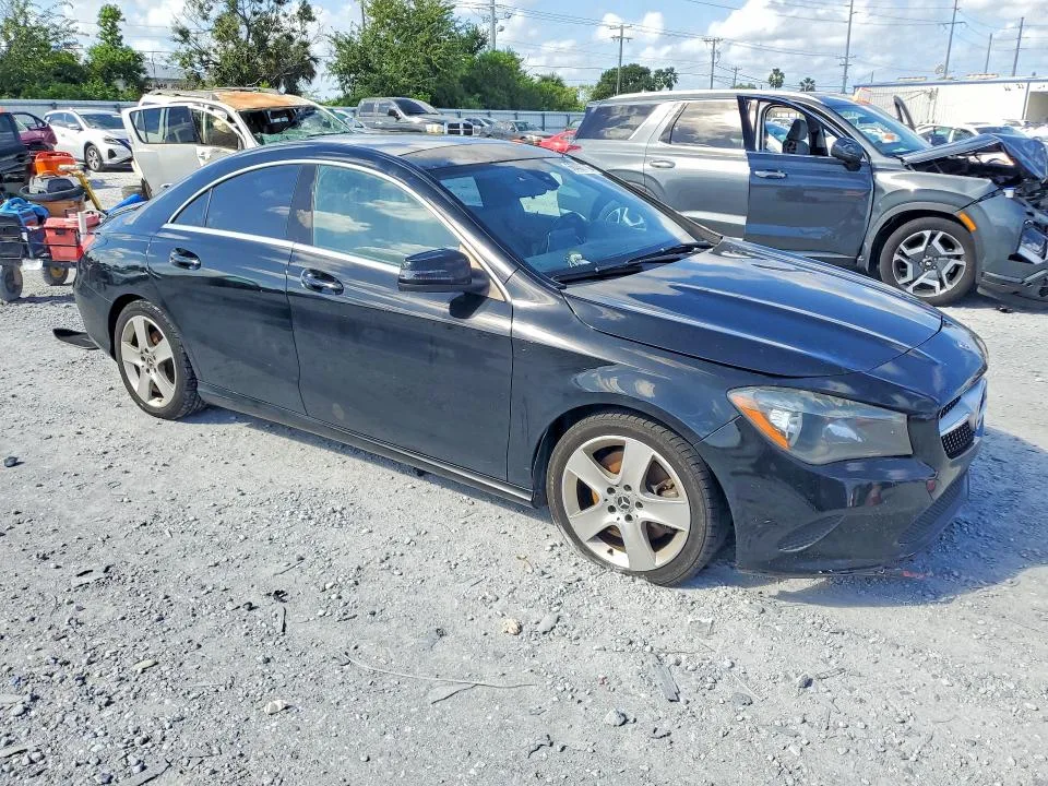 WDDSJ4EB9JN563730 — 2018 MERCEDES-BENZ CLA photo 4