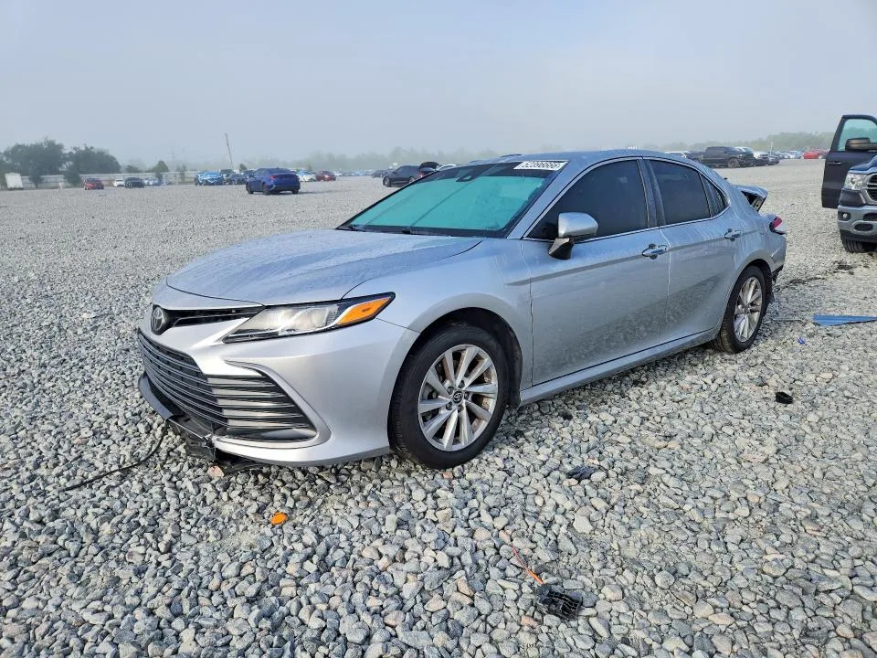 4T1C11AK2NU623423 — 2022 TOYOTA CAMRY