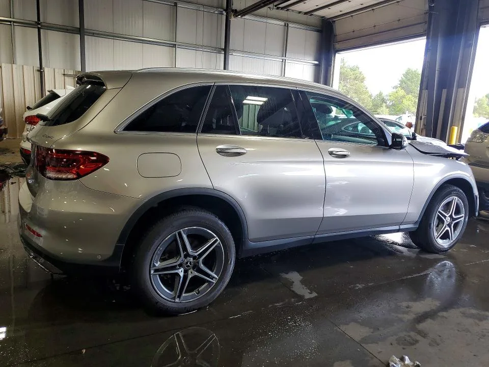 W1N0G8EB6NV345752 — 2022 MERCEDES-BENZ GLC photo 3