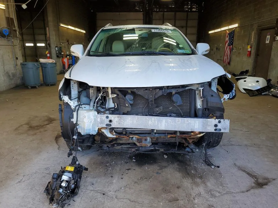 2T2BK1BA1BC119436 — 2011 LEXUS RX photo 5