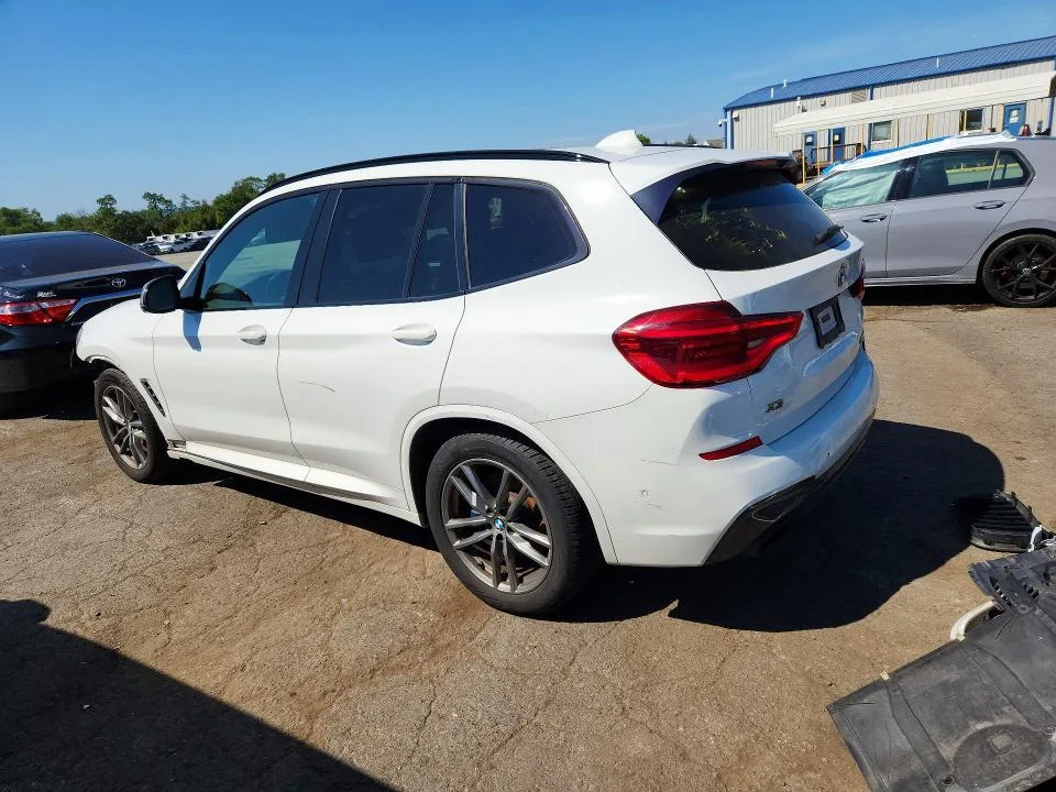 5UXTS3C54KLR73138 — 2019 BMW X3 photo 2