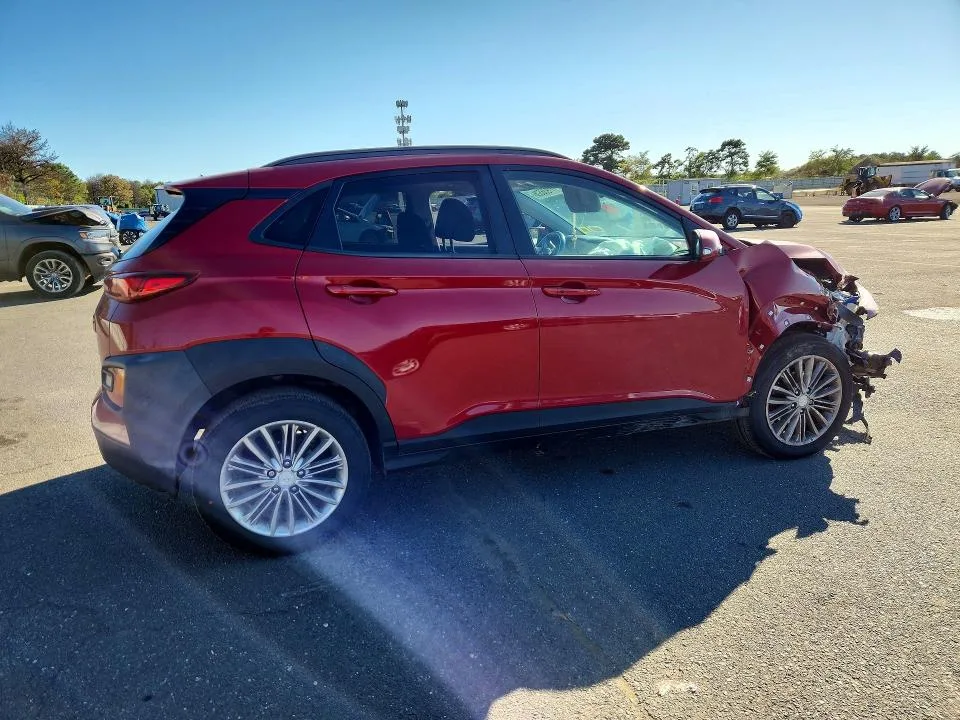 KM8K62AA7JU161588 — 2018 HYUNDAI KONA photo 3