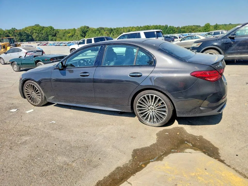 W1KAF4GBXNR016345 — 2022 MERCEDES-BENZ C photo 2