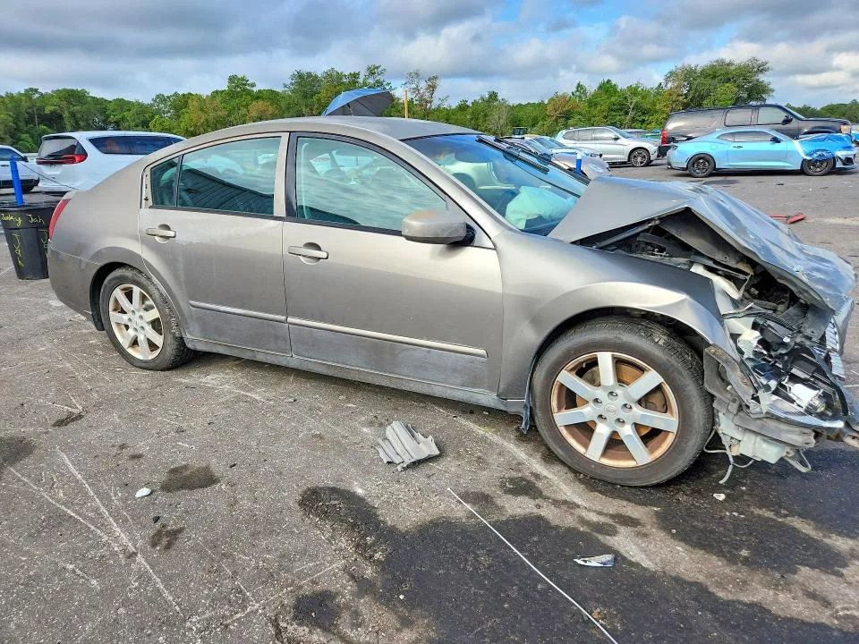 1N4BA41E05C818735 — 2005 NISSAN MAXIMA photo 4