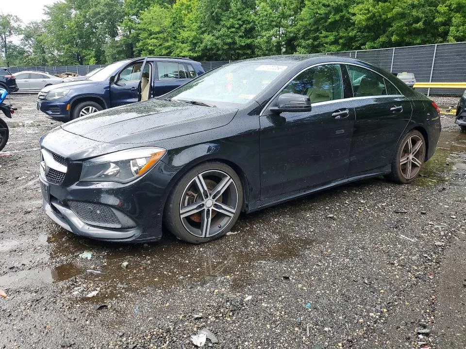 WDDSJ4GB5HN423715 — 2017 MERCEDES-BENZ CLA