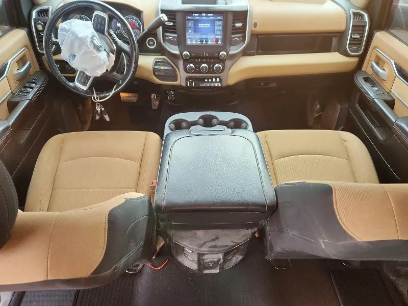 3C63RRHL4KG711230 — 2019 RAM 3500 photo 8