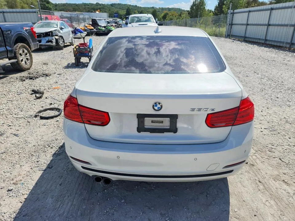 WBA8E1C36HA029666 — 2017 BMW 330E photo 6
