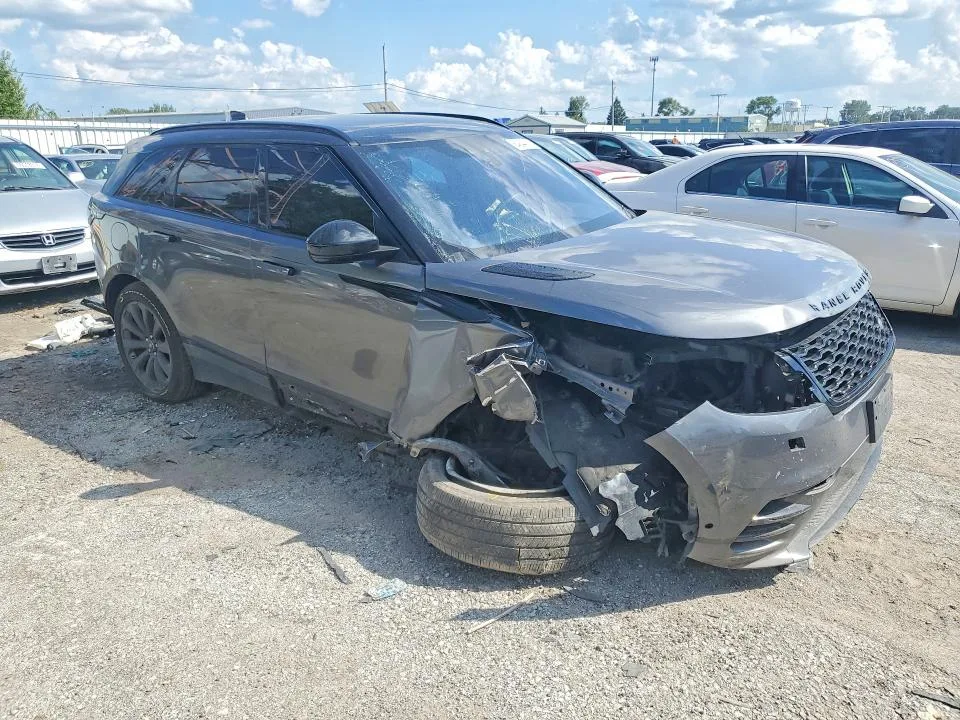 SALYL2EX3KA786023 — 2019 LAND ROVER RANGE ROVER VELAR photo 4