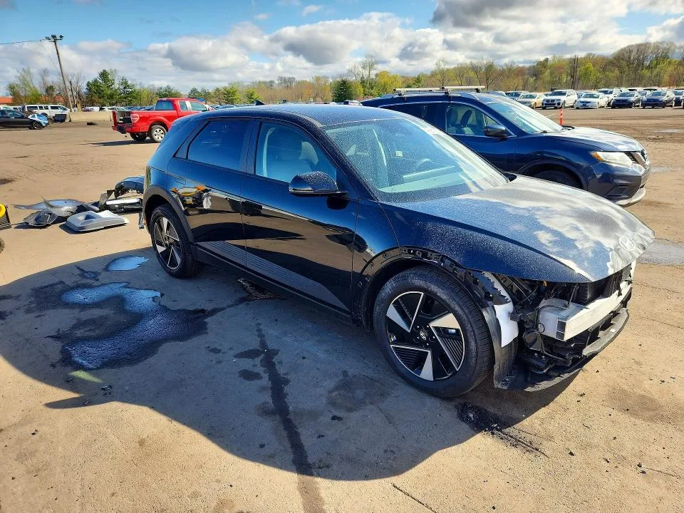 7YAKMDDC7SY001393 — 2025 HYUNDAI IONIQ 5 photo 4