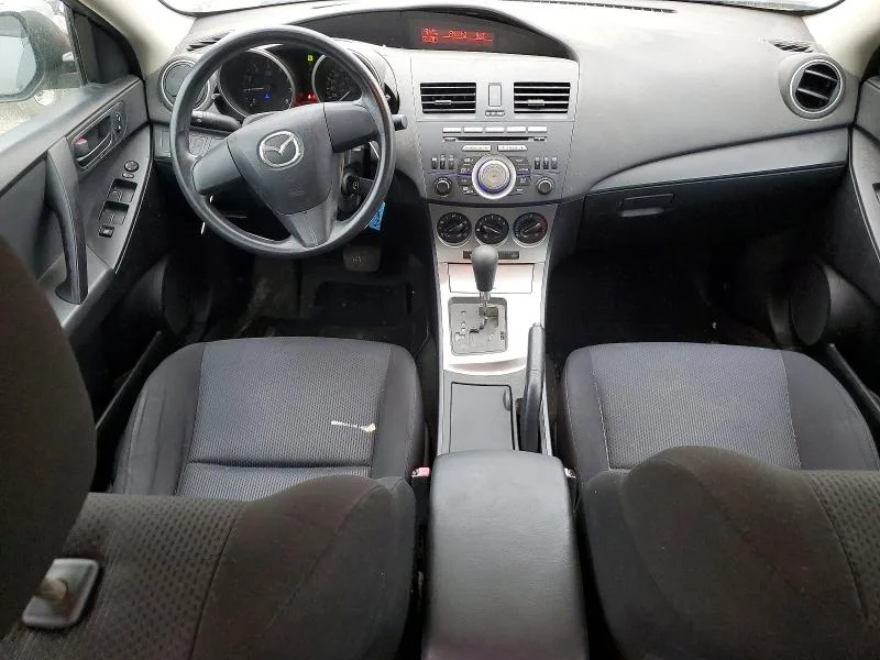 JM1BL1UF2B1369198 — 2011 MAZDA 3 photo 8