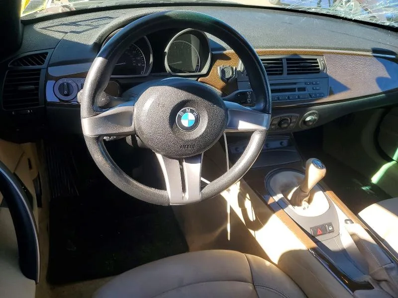 4USBT33493LR62262 — 2003 BMW Z4 photo 8