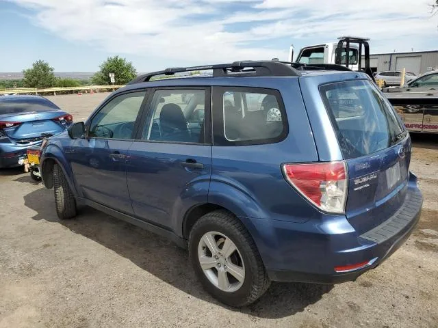 JF2SHABC5CG467748 — 2012 SUBARU FORESTER photo 2