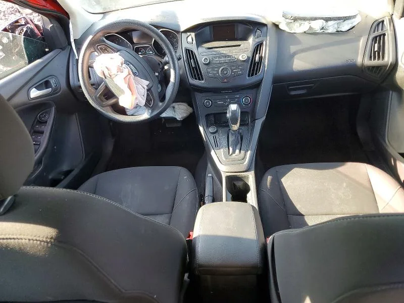 1FADP3K24GL259389 — 2016 FORD FOCUS photo 8