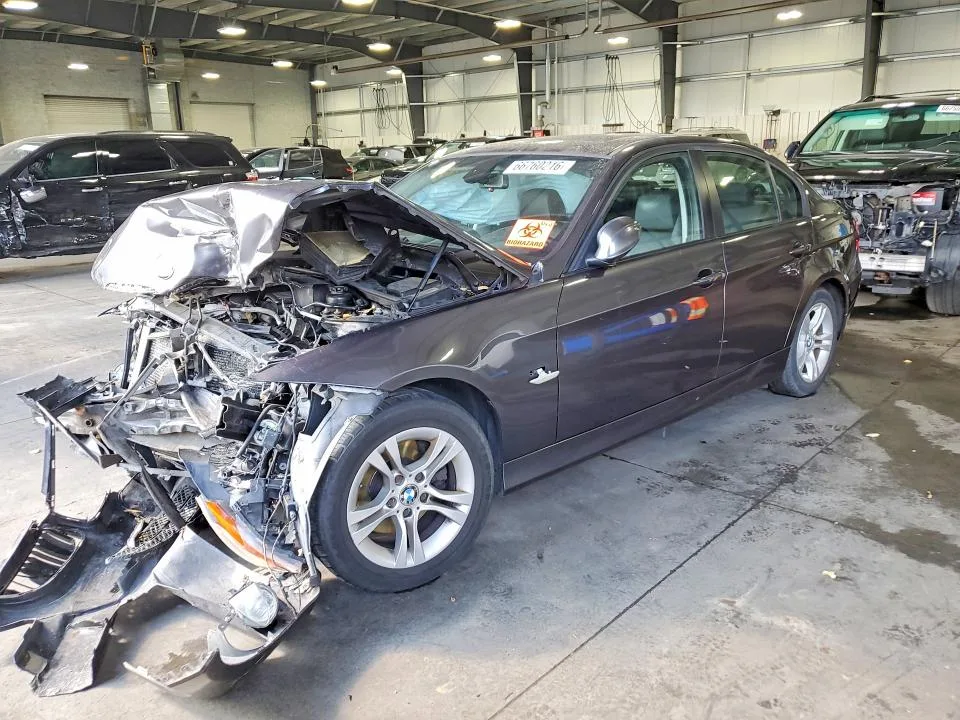 WBAVC73528KX90315 — 2008 BMW 328
