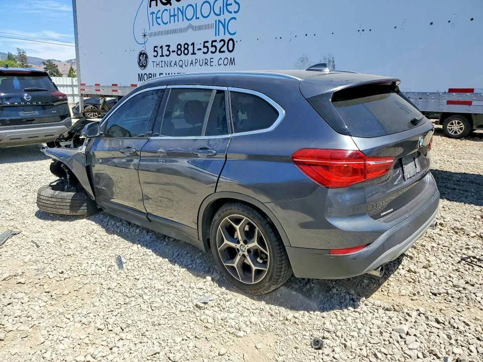 WBXHT3C38G5E51276 — 2016 BMW X1 photo 2