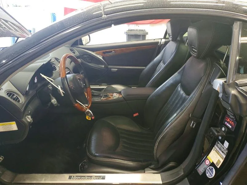 WDBSK7BA0BF164767 — 2011 MERCEDES-BENZ SL photo 7