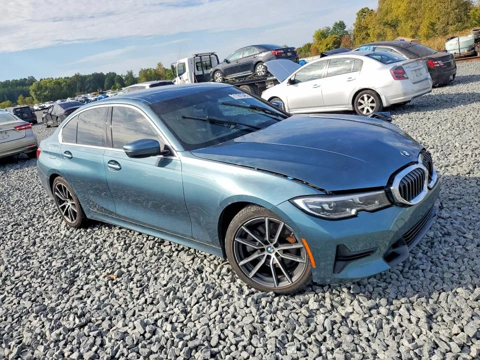 WBA5R1C0XLFH42002 — 2020 BMW 330I photo 4