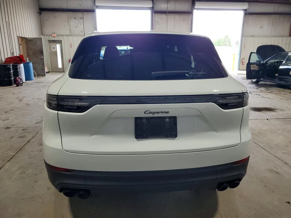 WP1AA2AY2PDA00147 — 2023 PORSCHE CAYENNE photo 6