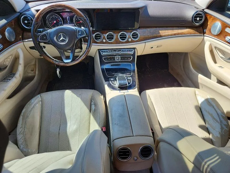 WDDZF4KBXHA068085 — 2017 MERCEDES-BENZ E photo 8