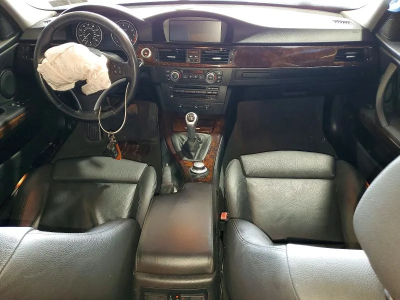 WBAVD53518A252888 — 2008 BMW 335 photo 8