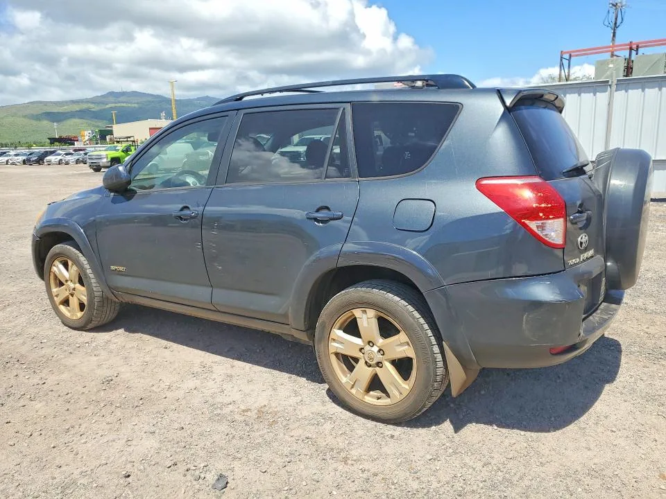 JTMBD32V466007921 — 2006 TOYOTA RAV4 photo 2