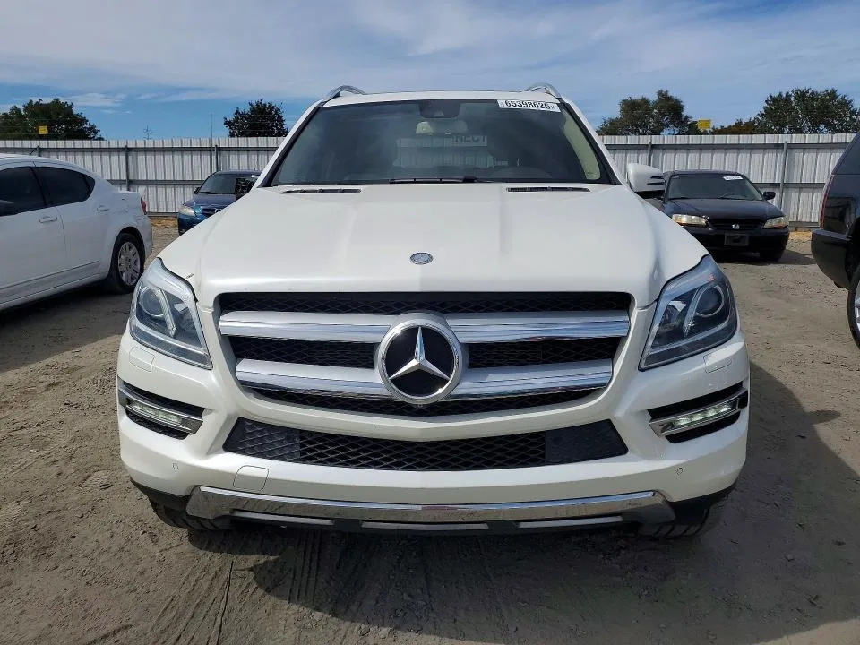 4JGDF6EE2GA647071 — 2016 MERCEDES-BENZ GL photo 5