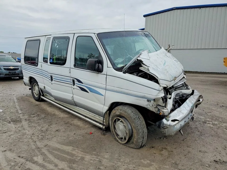 1FDEE1468VHC09342 — 1997 FORD ECONOLINE photo 4