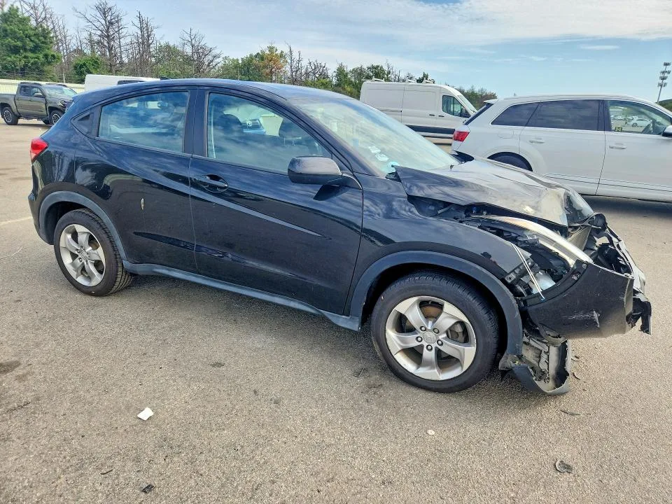 3CZRU6H3XJG716716 — 2018 HONDA HR-V photo 4