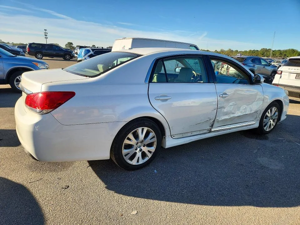 4T1BK3DB9BU412814 — 2011 TOYOTA AVALON photo 3