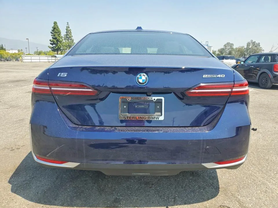 WBY33FK06RCR56582 — 2024 BMW I5 photo 6