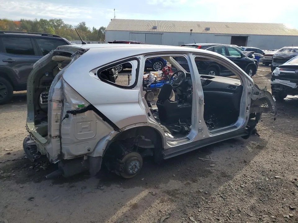 2HKRM4H56FH669047 — 2015 HONDA CR-V photo 3