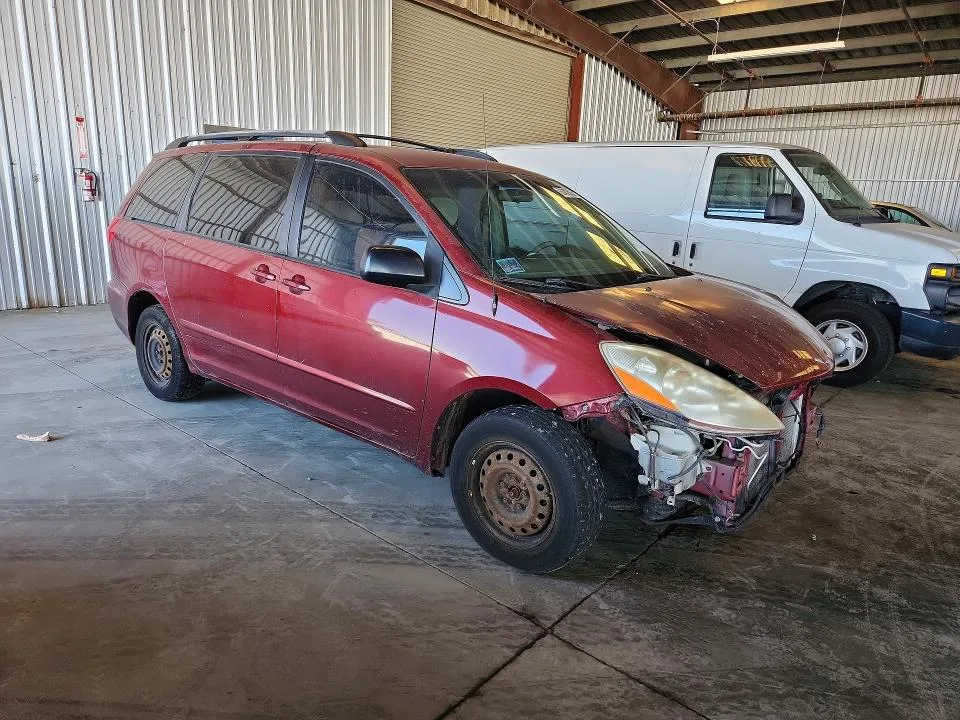 5TDZK23C58S143604 — 2008 TOYOTA SIENNA photo 4