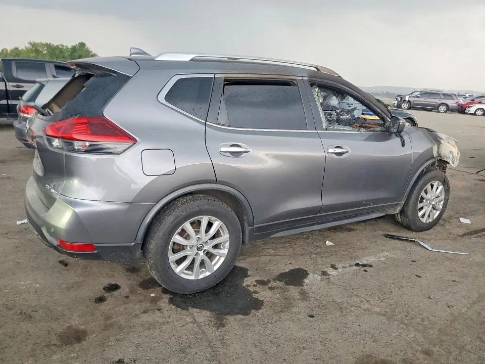 JN8AT2MV1LW143980 — 2020 NISSAN ROGUE photo 3