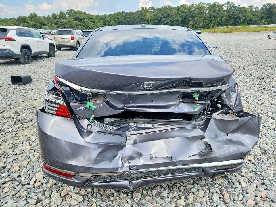 1HGCR2F00GA073865 — 2016 HONDA ACCORD photo 6