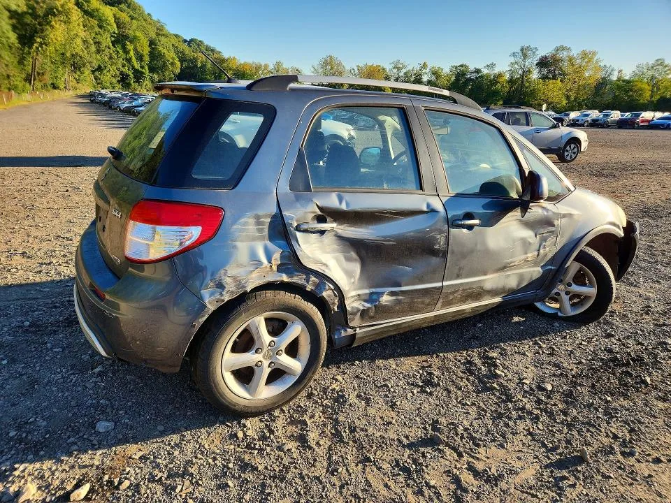 JS2YB417896200138 — 2009 SUZUKI SX4 photo 3
