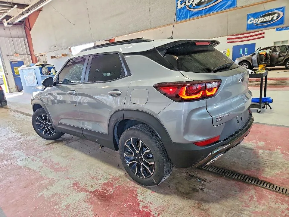 KL79MSSL1RB063363 — 2024 CHEVROLET TRAILBLAZER photo 2