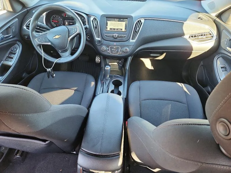 1G1ZE5ST1HF160354 — 2017 CHEVROLET MALIBU photo 8