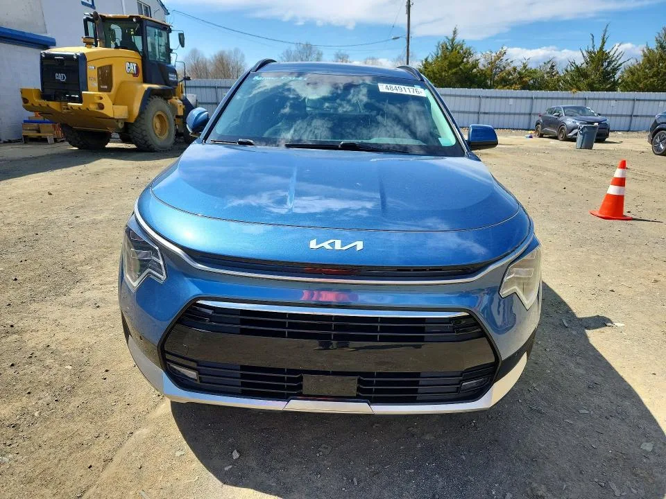 KNDCR3LF2P5043224 — 2023 KIA NIRO PLUG-IN HYBRID photo 5