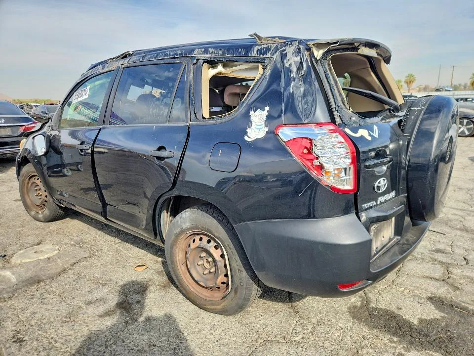 JTMZD33V576037055 — 2007 TOYOTA RAV4 photo 2