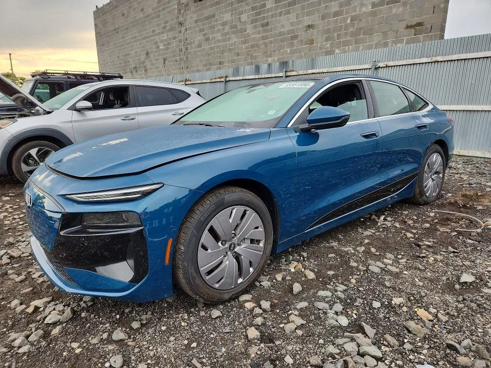 WAUFFAFC8FN010140 — 2025 AUDI A6 E-TRON