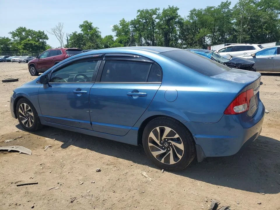 2HGFA1F58BH529034 — 2011 HONDA CIVIC photo 2