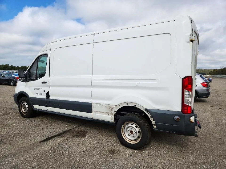 1FTNR2CM8FKA85866 — 2015 FORD TRANSIT 250 photo 2