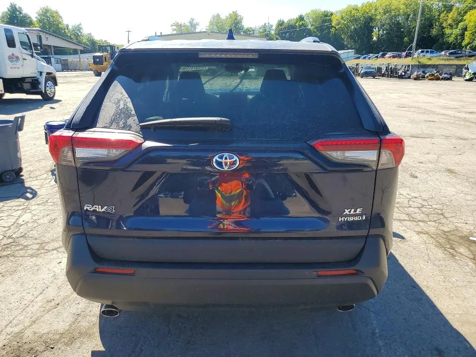 2T3R6RFV5MW010571 — 2021 TOYOTA RAV4 HYBRID photo 6