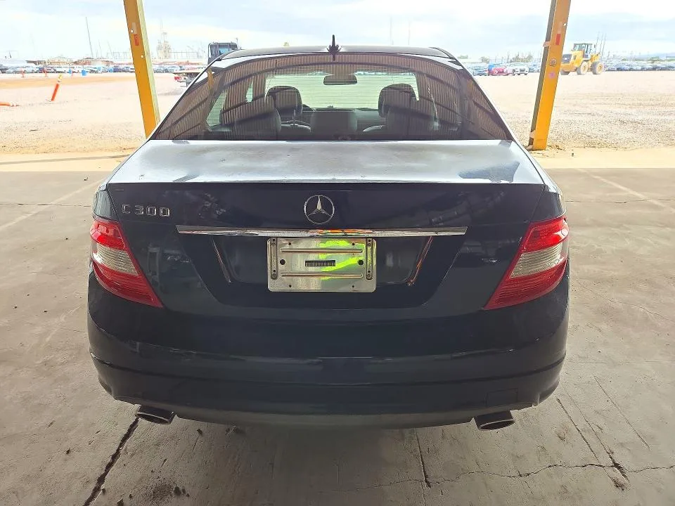 WDDGF5EB0AR108478 — 2010 MERCEDES-BENZ C photo 6