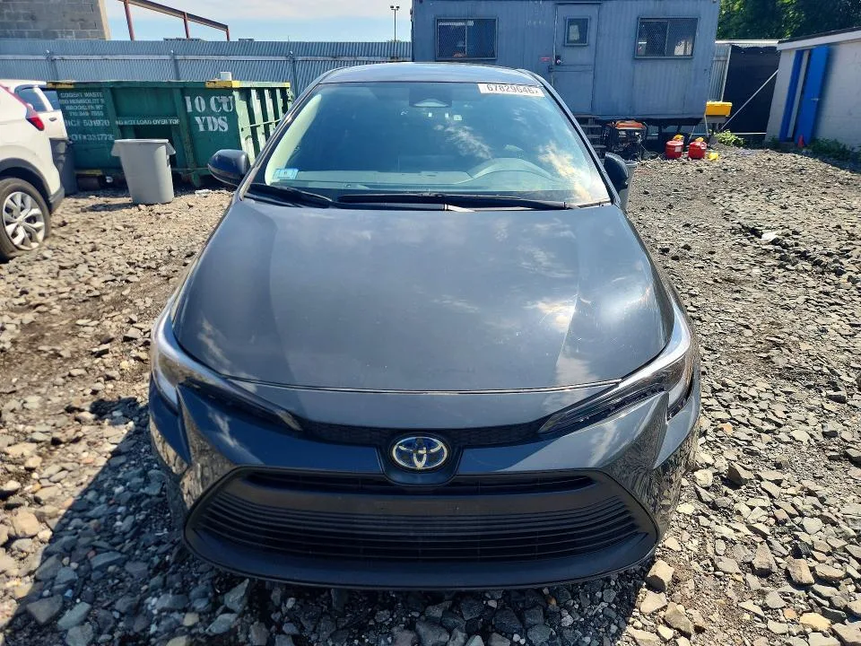 JTDBDMHE8R3014339 — 2024 TOYOTA COROLLA HYBRID photo 5